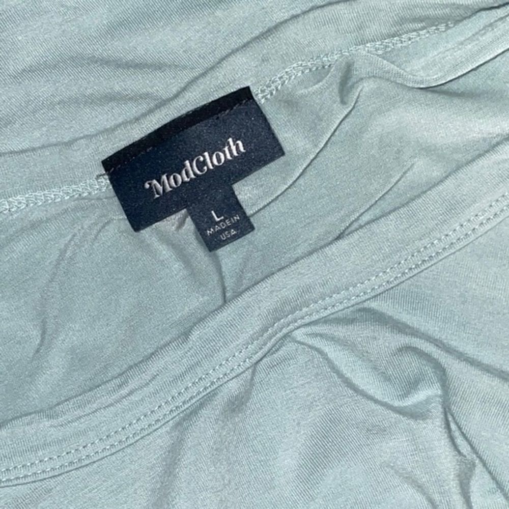 ModCloth Size L Top EUC - Picture 4 of 5